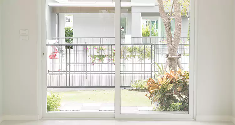 Balcony Screen Door Repair in Palm Valley, FL