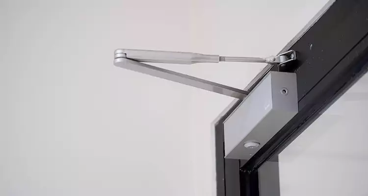 Screen Door Closer Repair in Palm Valley, FL