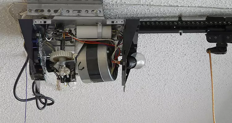 Emergency Garage Door Opener Repair in Palm Valley, FL