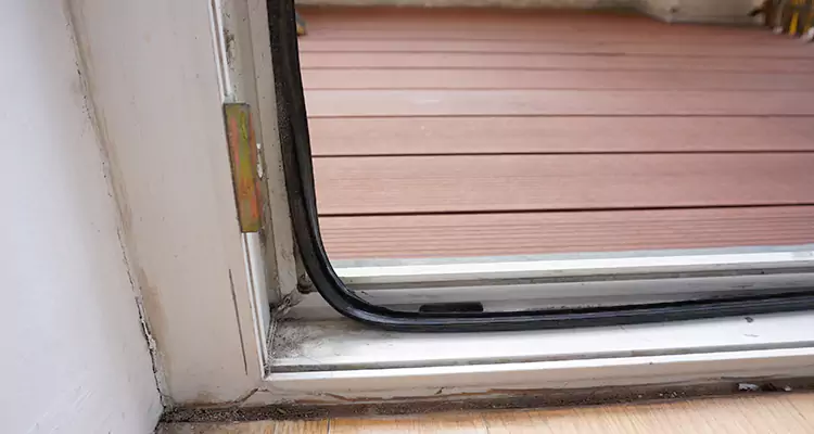 Why Choose Us for Leaking Sliding Glass Door Repair in Palm Valley, FL?