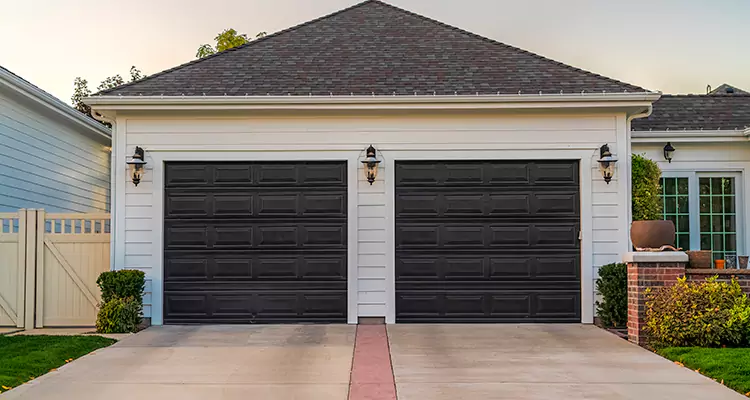 Residential Local Garage Door Repair in Palm Valley, FL